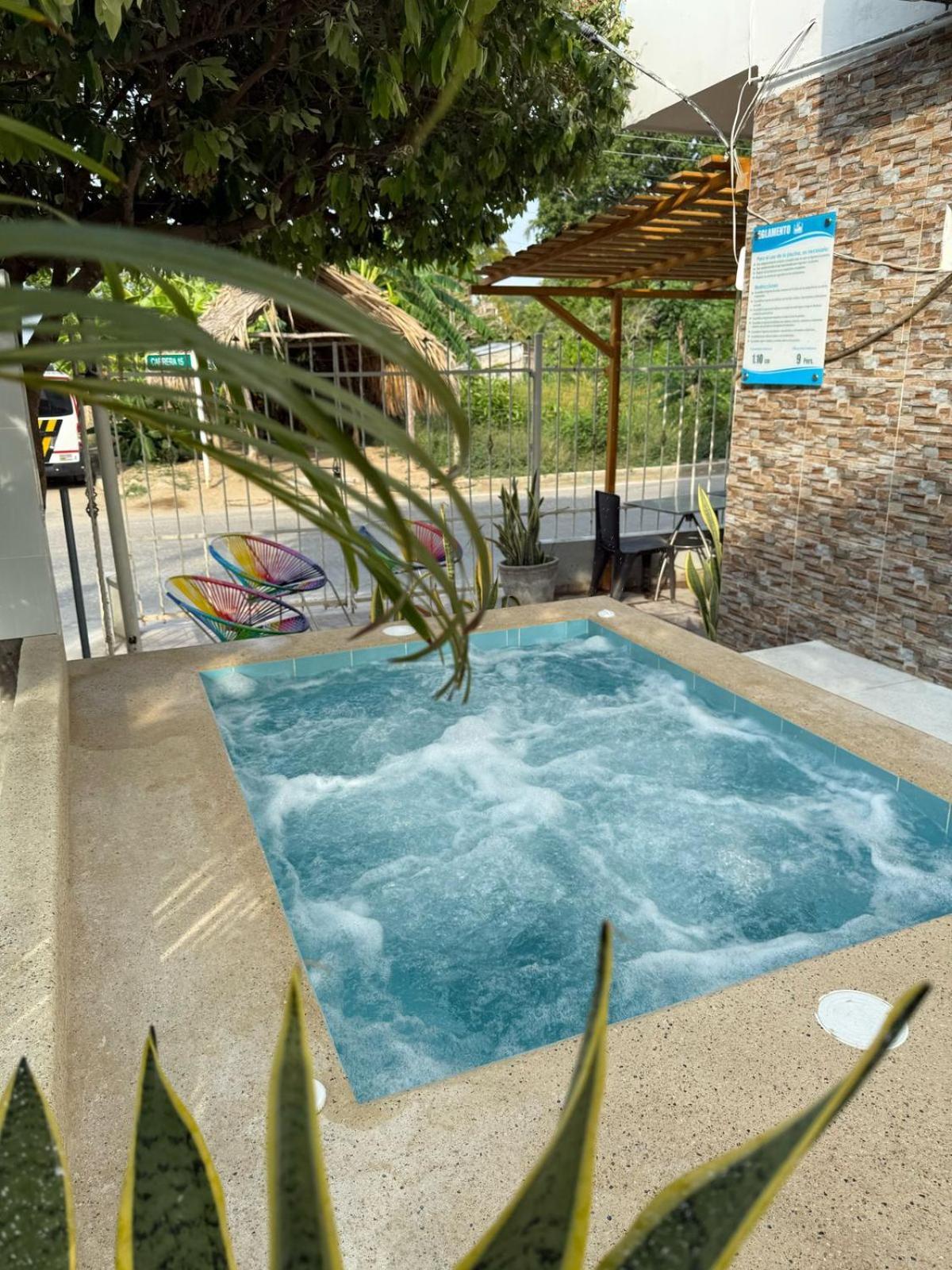Apartahotel Eden Coveñas Kültér fotó